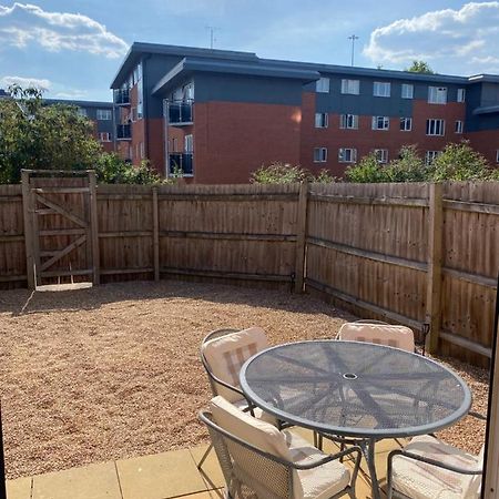 Coventry City Centre Townhouse With Private Parking Villa Dış mekan fotoğraf
